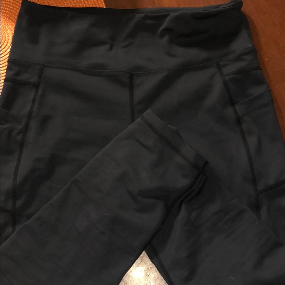 Zyia Capris, size L.